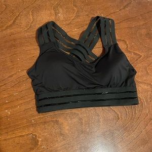 black sports bra